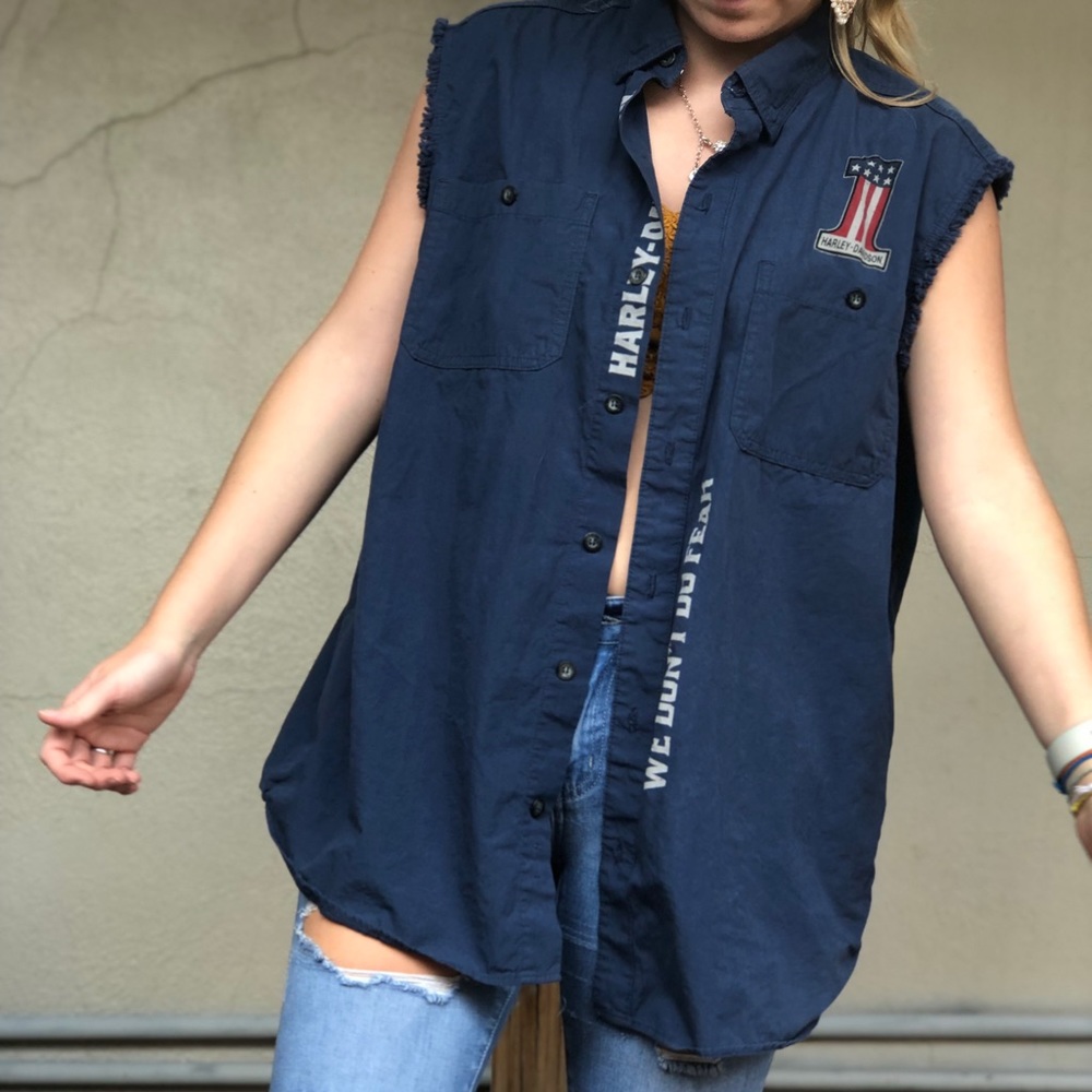 AUTHENTIC HARLEY DAVIDSON SLEEVELESS BUTTON DOWN